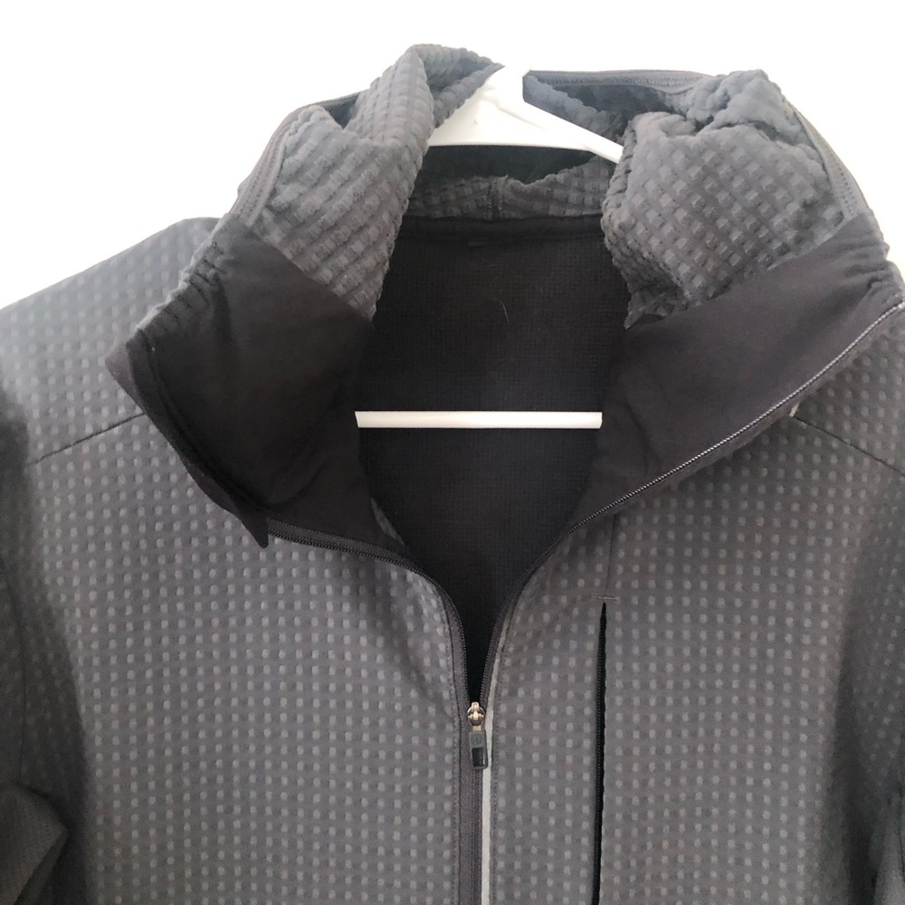 Lululemon Performance Jacket, Gray, Euc - image 8